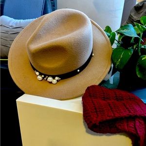 Pearled designed brim Hat